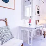 Liguria Terrace 아파트