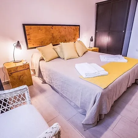 Liguria Terrace 아파트 *